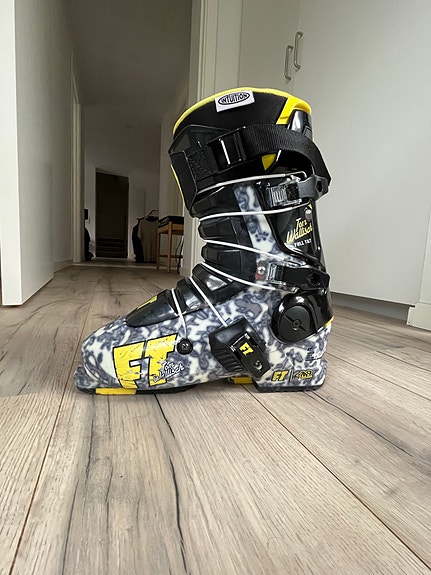 Product image 1 of 4