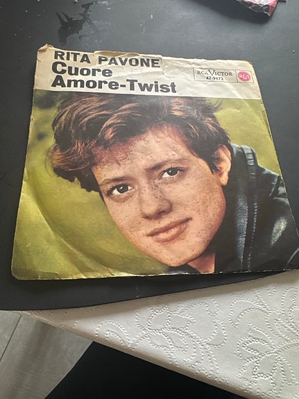 Product image 1 of 2