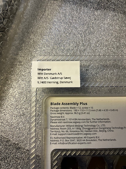 Product image 3 of 3