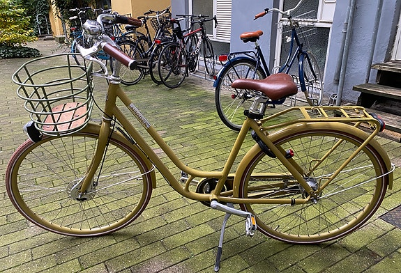 Product image 1 of 4