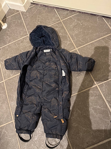 Product image 1 of 3