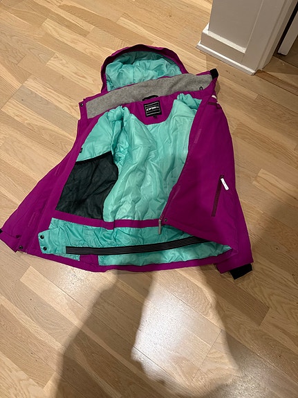 Product image 1 of 8