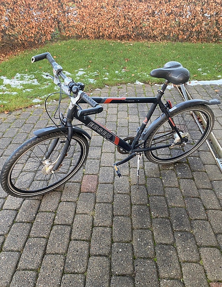 Product image 1 of 3