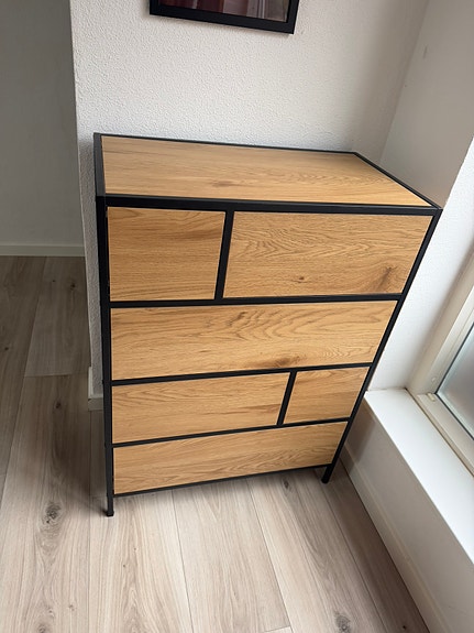 Product image 1 of 6