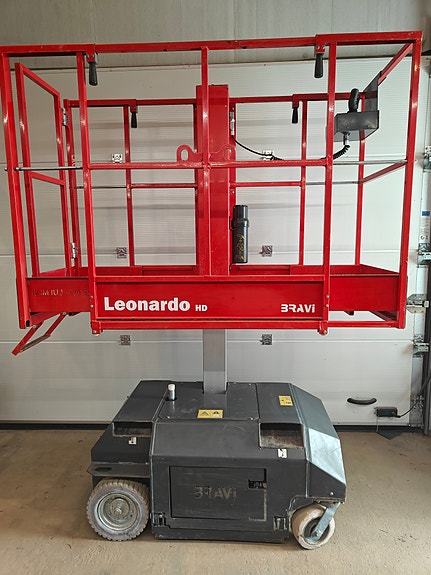 Product image 1 of 8