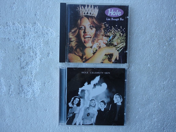 Product image 1 of 2