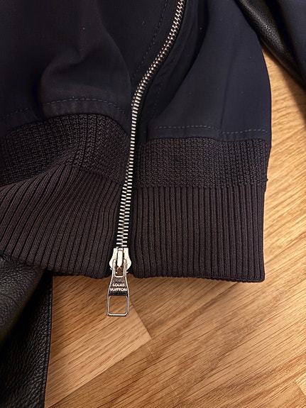 Product image 15 of 33