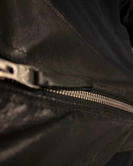 Product image 32 of 33