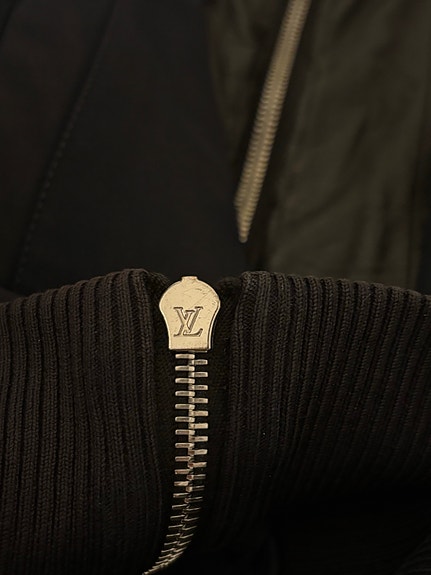 Product image 16 of 33