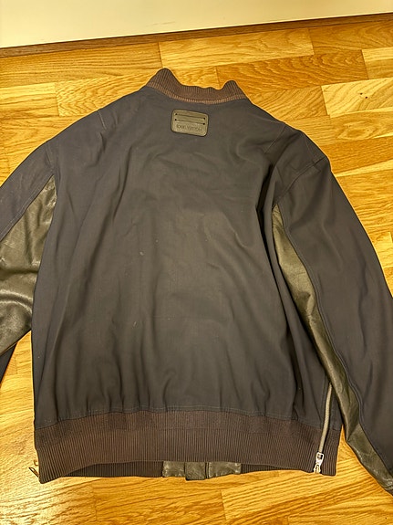 Product image 19 of 33