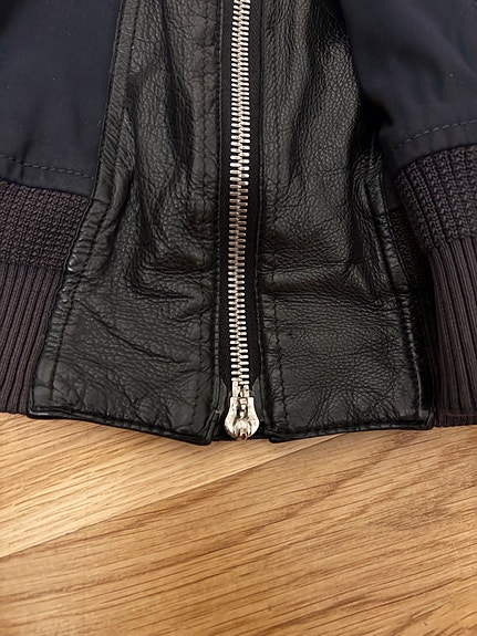 Product image 14 of 33
