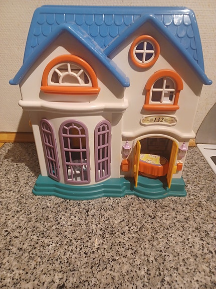 Product image 2 of 4