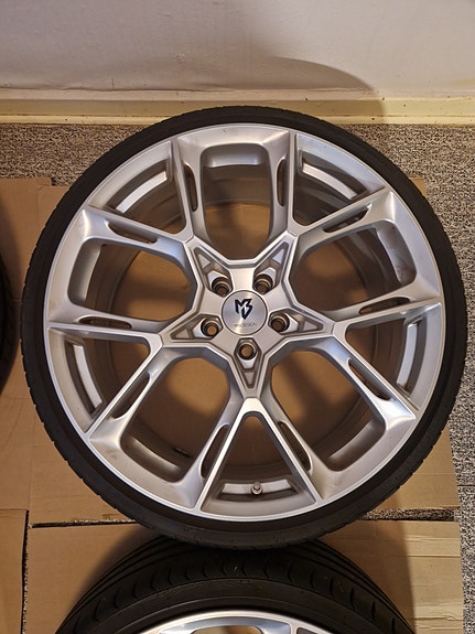 Product image 3 of 9