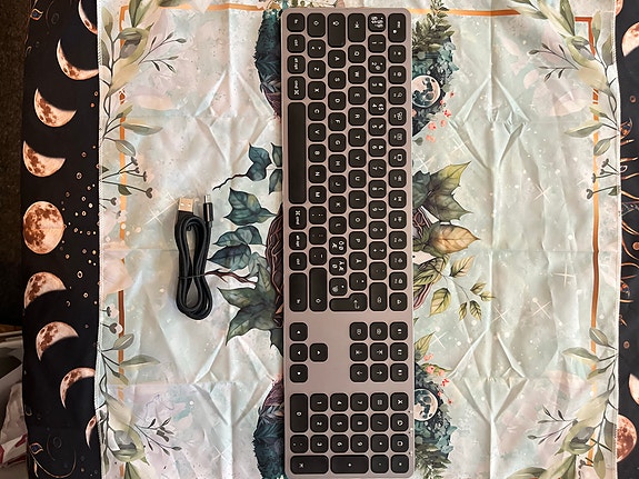 Product image 2 of 9