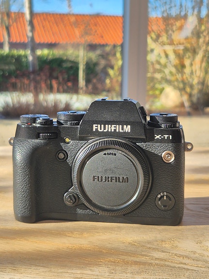 Product image 1 of 8