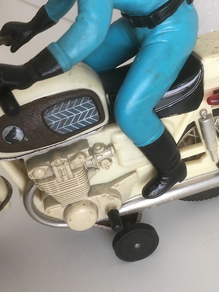 Product image 11 of 16