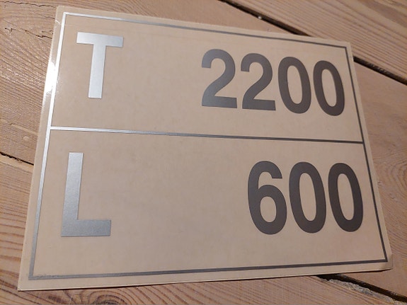 Product image 1 of 3