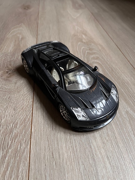 Product image 27 of 36