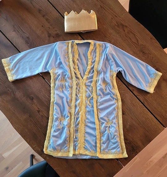 Product image 1 of 4