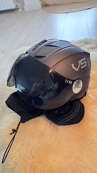 Product image 1 of 4