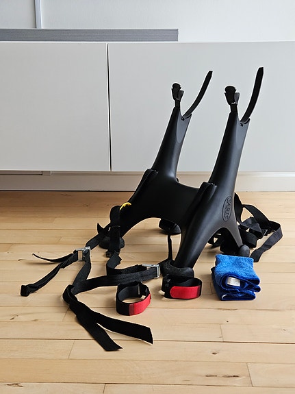 Product image 1 of 2