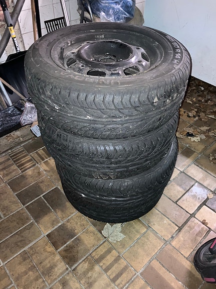 Product image 1 of 3