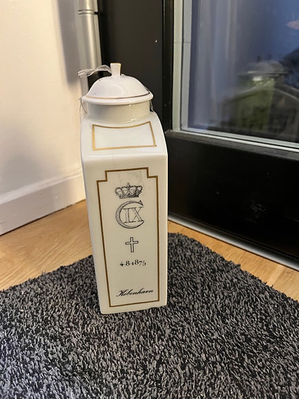 Product image 1 of 7