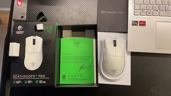 Product image 1 of 3