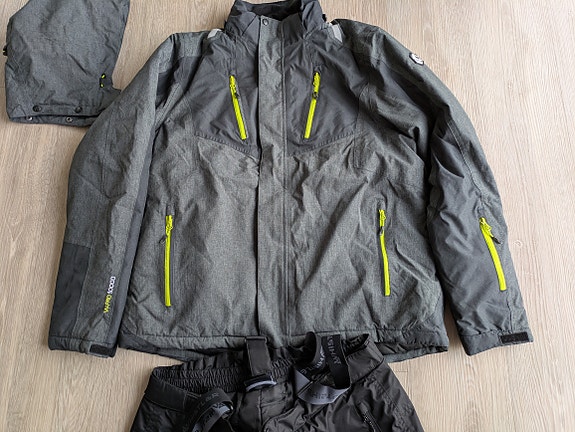 Product image 1 of 4