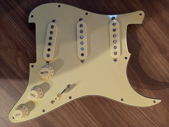 Product image 1 of 4