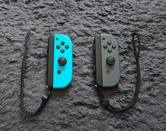 Product image 1 of 2