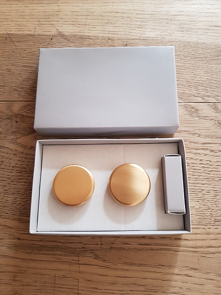 Product image 1 of 3