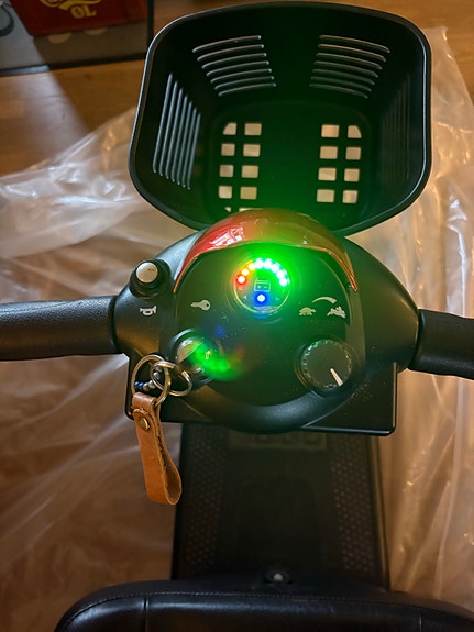 Product image 2 of 6