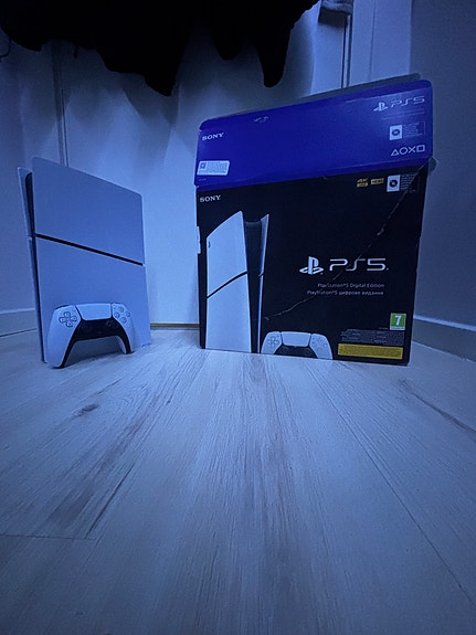 Product image 1 of 2