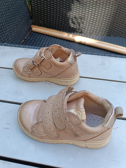 Product image 11 of 12