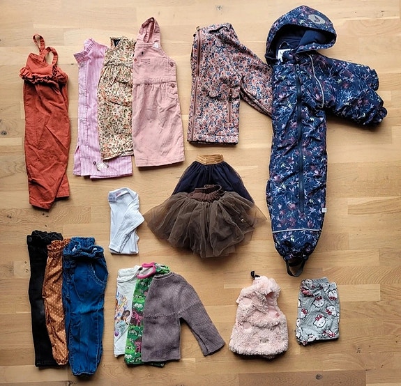 Product image 1 of 9