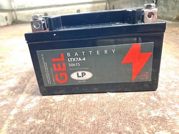 Product image 1 of 3