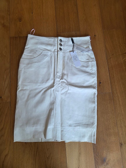 Product image 1 of 10