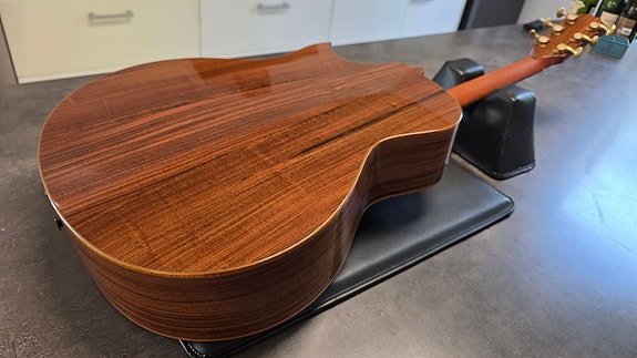 Product image 18 of 24