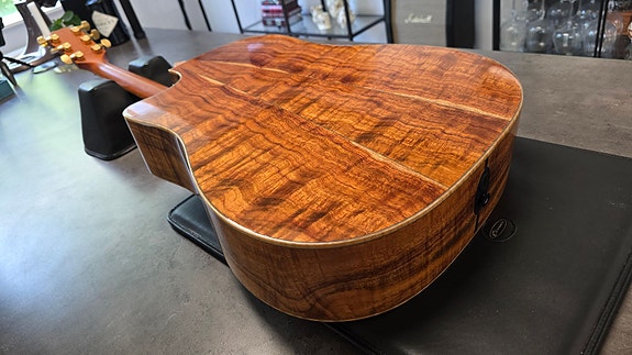 Product image 18 of 25