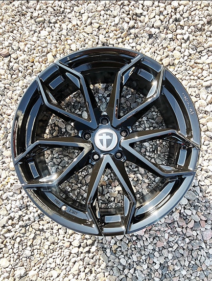 Product image 18 of 24