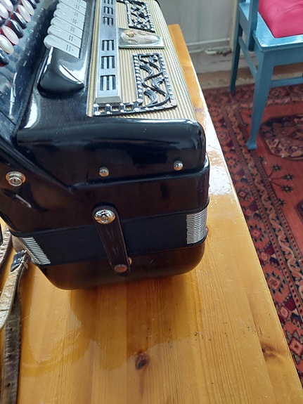 Product image 8 of 9