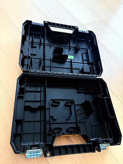 Product image 1 of 3