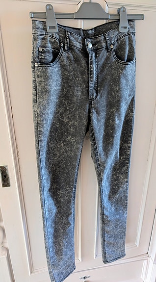 Product image 2 of 12