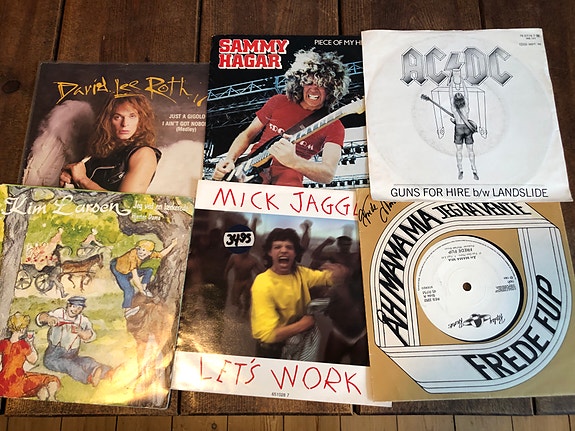 Product image 1 of 3