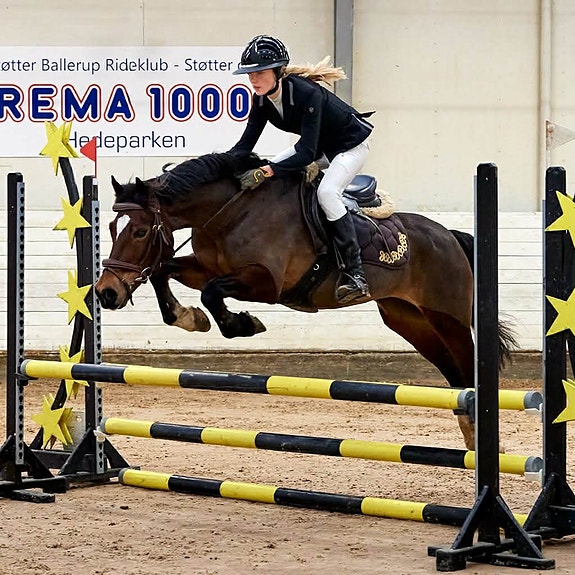 Product image 1 of 3