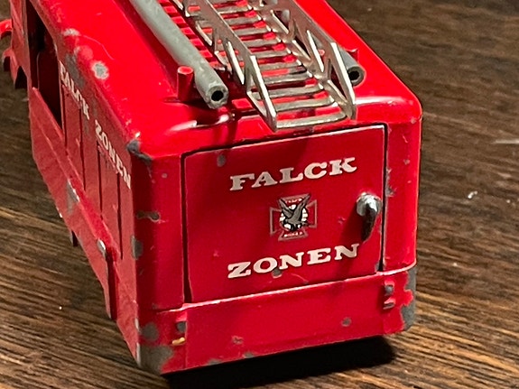 Product image 8 of 10