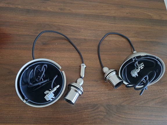 Product image 1 of 2