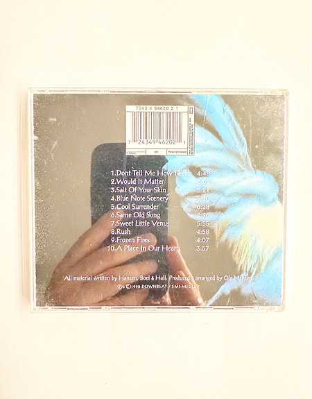 Product image 2 of 3