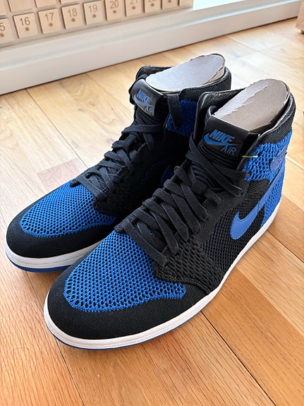 Product image 1 of 6